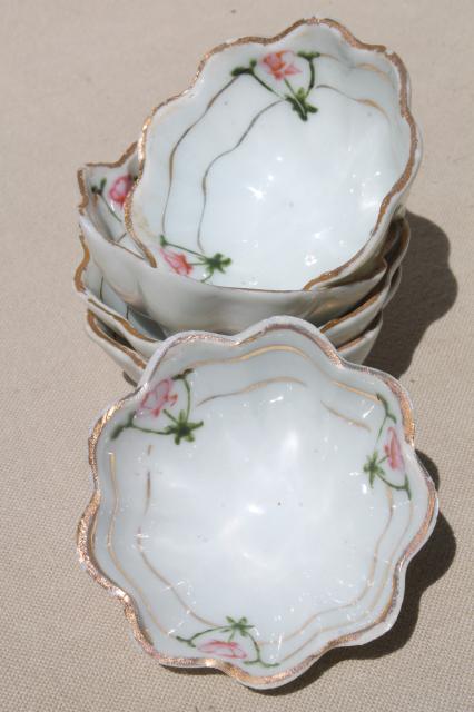 photo of antique vintage hand painted Nippon china nut dishes, tiny fluted porcelain bowls #5