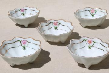 catalog photo of antique vintage hand painted Nippon china nut dishes, tiny fluted porcelain bowls