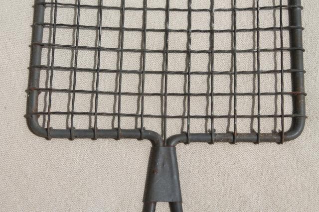 photo of antique vintage kitchenware, old crimped wire cooling racks & grater w/ handle #4