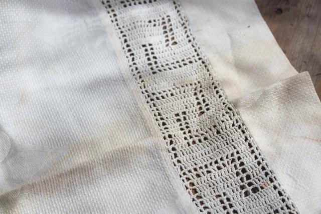 photo of antique vintage linen huckaback & damask bath towels, embroidered D monogram letters #15