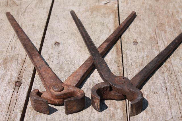 photo of antique vintage nippers forged iron farm primitive farrier / blacksmith tools #8