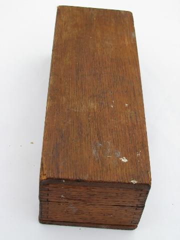 photo of antique vintage oak finger jointed/dovetailed wood box or case with latch #3