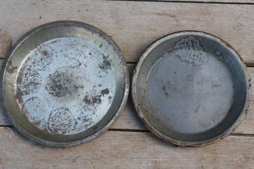 photo of antique & vintage pie tins, pans from Mrs. Wagner's pies, Bjelde's Madison Wisconsin #7