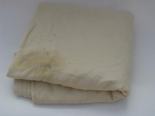 photo of antique vintage quilt fill or backing flannel fabric, very heavy soft natural cotton #2