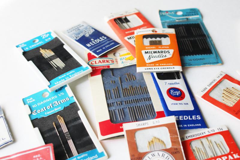 photo of antique & vintage sewing needles, old advertising notions counter packages & needle books #5