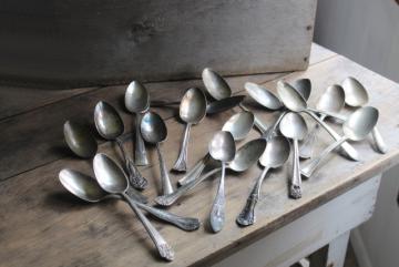 catalog photo of antique vintage silver plate flatware, 20 mismatched serving spoons, heavy ornate patterns