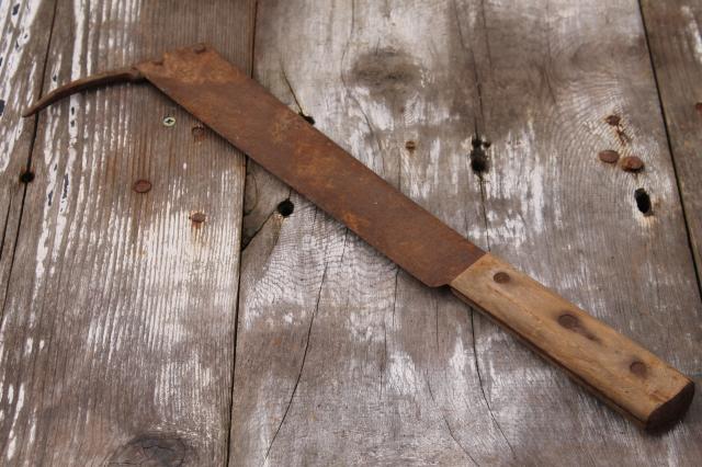 photo of antique vintage sugar beet knife rusty farm primitive tool machete corn knife #6