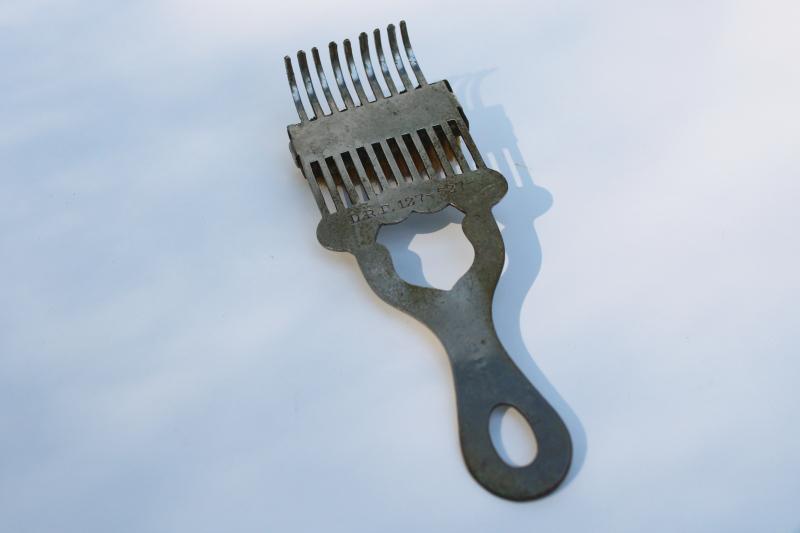 photo of antique vintage tool Graf's Rapid Brush Cleaner metal comb w/ natural bristles #3