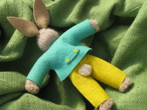 photo of antique vintage wool felt / yarn Easter bunny doll, decoration or toy #2
