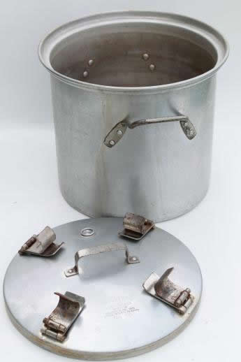 photo of antique waterless cookers, steamer pots with whistles, American Cooker No. 70 w/ 1910 patent #9