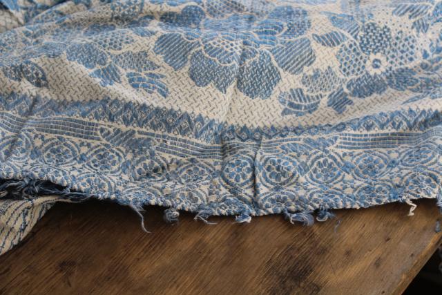 photo of antique wedding gift, shawl fringe bedspread or curtain panel, blue & white vintage fabric #3