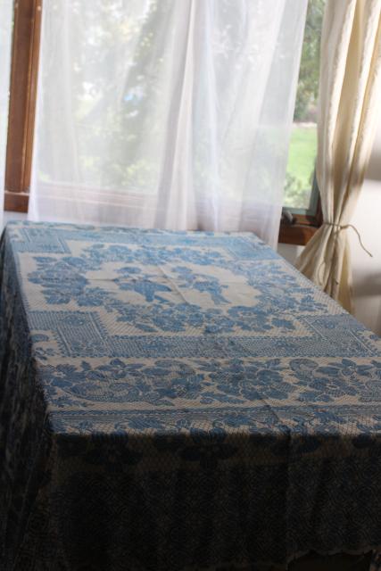 photo of antique wedding gift, shawl fringe bedspread or curtain panel, blue & white vintage fabric #8