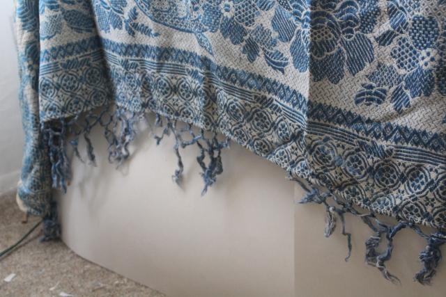 photo of antique wedding gift, shawl fringe bedspread or curtain panel, blue & white vintage fabric #10