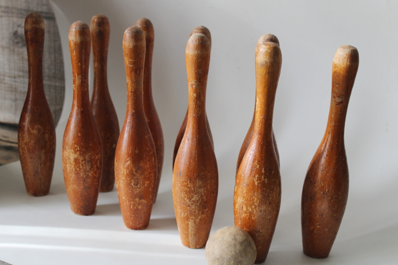 photo of antique wood bowling skittles set, 1800s vintage parlor toy small bowling pins & ball #3