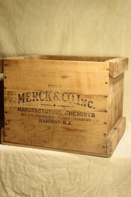 photo of antique wood box Merck Chemists pharmacy shipping crate w/ great vintage typography #2