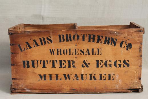 photo of antique wood box stenciled Laabs Milwaukee butter & eggs, primitive vintage egg crate #2