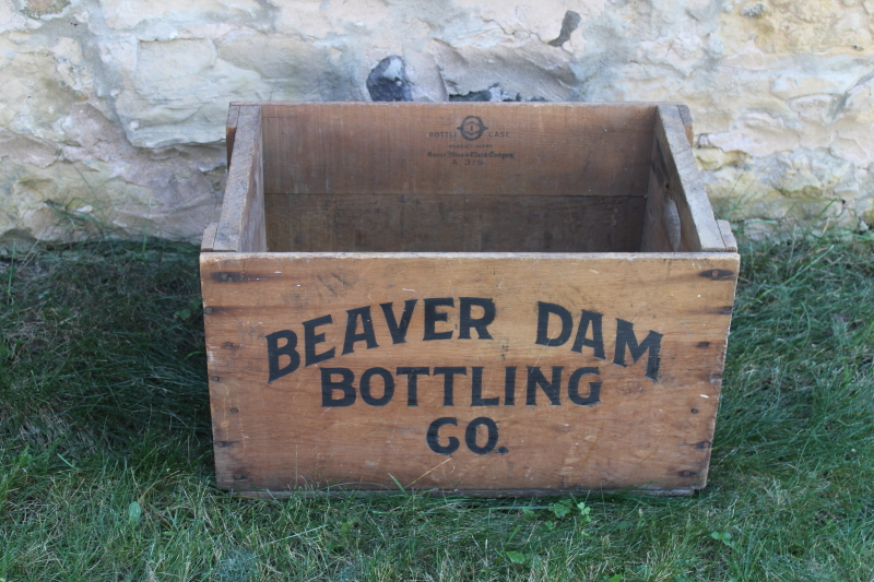 photo of antique wood crate Beaver Dam Bottling Co, Wiscosnsin beer bottles case early 1900s vintage  #1