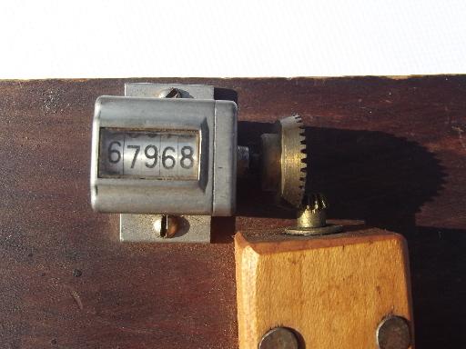 photo of antique wood measuring wheel counter for wool yarn,linen flax string/thread/cord #5