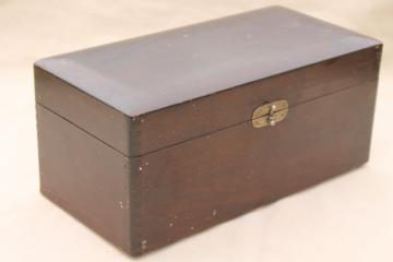 catalog photo of antique wood store display / salesman's sample case, finger jointed dovetailed wooden box