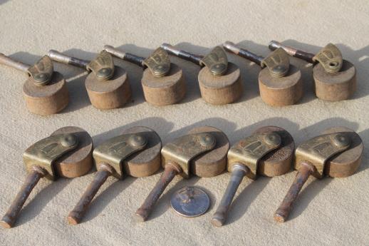 photo of antique wood wheel casters, old wood caster furniture wheels, large lot of 40 #5