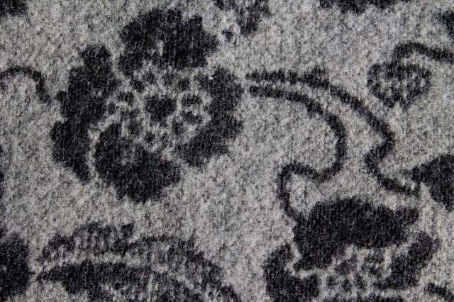 photo of antique wool jacquard pattern blanket or carriage robe, Civil War vintage Lincoln shawl #10