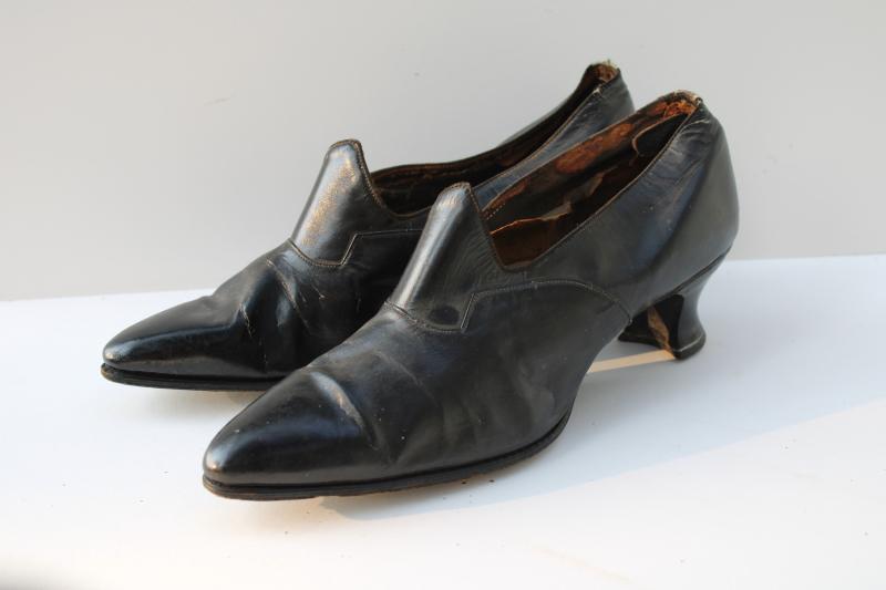 photo of antique worn black leather ladies shoes, flapper vintage 1920s witch lady pumps #1