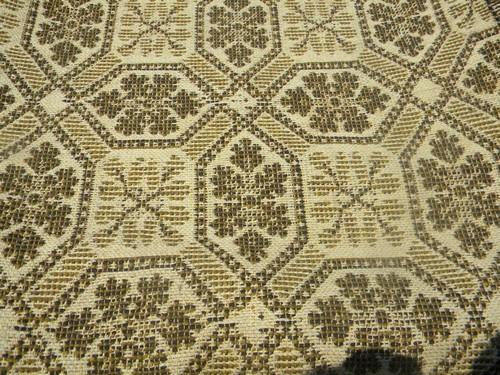 photo of antique woven wool coverlet fabric, vintage pieced cloth parlor carpet rug #2