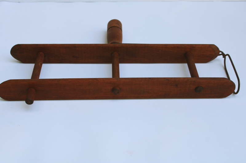 photo of antique yarn or rope winder, early 1900s vintage wood hand reel w/ wire guide #2