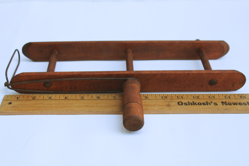 photo of antique yarn or rope winder, early 1900s vintage wood hand reel w/ wire guide #3
