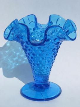 catalog photo of aqua blue hobnail pattern glass vase w/ crimped ruffle, vintage Fenton