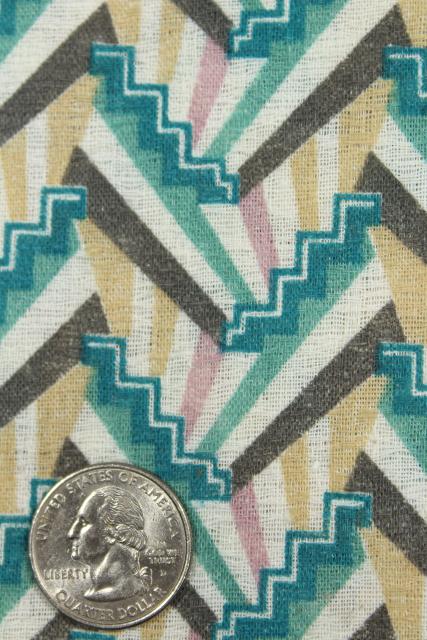 photo of art deco style geometric print textured cotton fabric, mid-century vintage #4