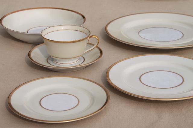 photo of art deco vintage Noritake Field Stone gold band cream & white china red M mark Fieldstone #5
