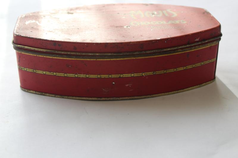 photo of art deco vintage chocolate box candy tin Mavis Chocolats French formula chocolates #5