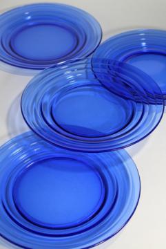 catalog photo of art deco vintage cobalt blue glass salad plates, Moderntone Hazel Atlas depression glass
