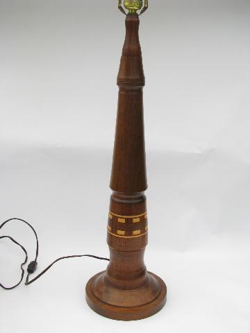 photo of artisan hand-crafted wood intarsia table lamp, walnut w/ maple inlay #1