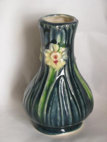 photo of arts & crafts floral pattern, miniature art pottery vase, vintage Japan #2