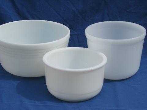 photo of assorted vintage mixer bowls, old white milk glass mixing bowl lot #1