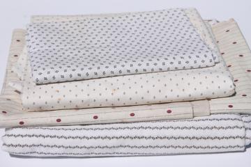 catalog photo of authentic antique vintage fabric, primitive cotton print for shirting, aprons etc.