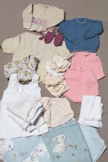 photo of baby boomer vintage baby clothes lot, early 50s layette pieces for babies & infants #1