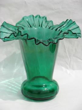 catalog photo of big hand-blown green glass vase, retro vintage Mexico art glass?