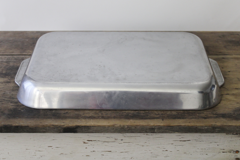 photo of big heavy cast aluminum roasting pan, vintage Chef Way roaster non stick finish #4