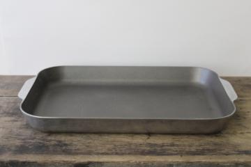 catalog photo of big heavy cast aluminum roasting pan, vintage Chef Way roaster non stick finish