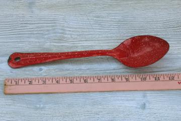 catalog photo of big long handled spoon, vintage red graniteware enamel ware for cowboy camp kitchen farmhouse
