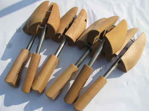 photo of big lot of wood shoe trees / stretchers, old & newer cedar / metal feet #9