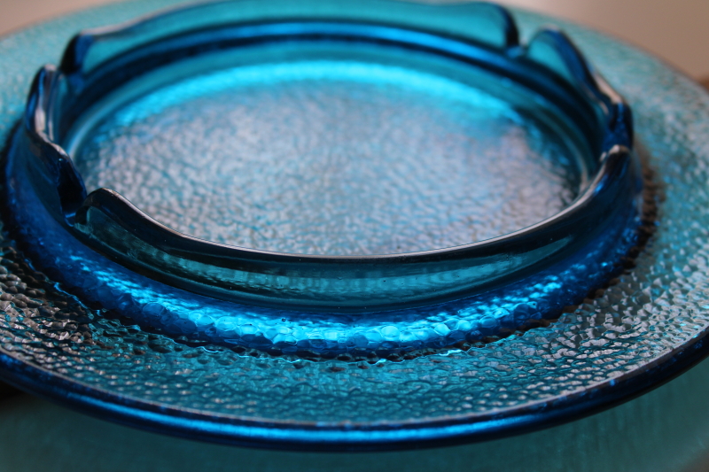 photo of big mod aqua blue glass ashtray, retro pebble textured heavy glass vintage Blenko #4