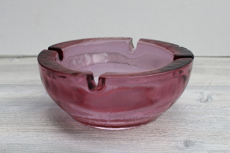 photo of big mod heavy glass bowl, 1970s vintage cranberry pink glass ashtray #1