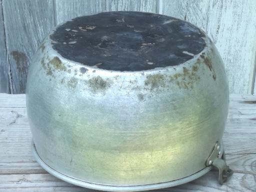 photo of big old aluminum jelly kettle or camping cook pot w/ wire bail handle #6