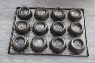 catalog photo of big old bakery pan to make 12 individual shortcakes, sponge cake dessert cup mold