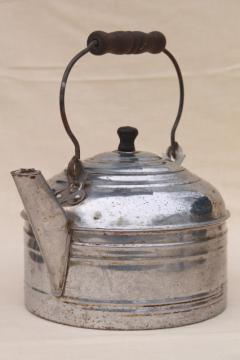 catalog photo of big old one gallon tea kettle, vintage Revere teakettle w/ primitive bail wood handle