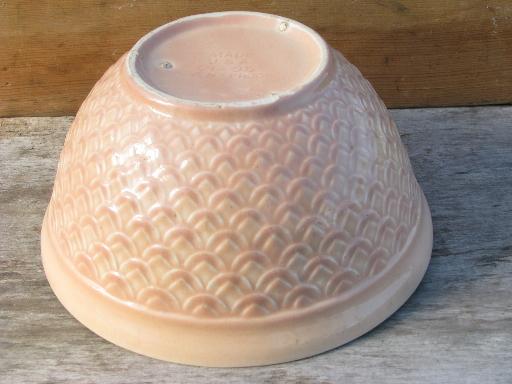 photo of big old pink pottery mixing bowl, Oven Proof kitchen ware, vintage USA #3